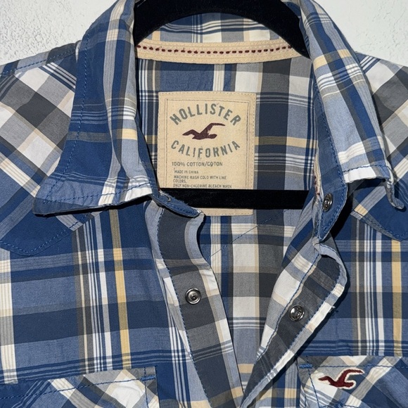 Hollister Blue and White Plaid Button Down snap Shirt large cotton - Picture 2 of 4